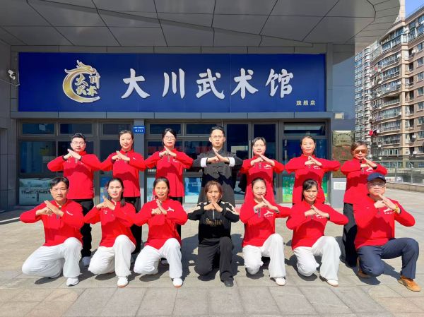 全國行云劍術(shù)推廣班精英六期圓滿結(jié)業(yè) 載譽而歸